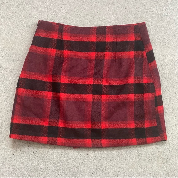 Abercrombie & Fitch Buffalo Plaid Wool Skirt - Picture 4 of 4